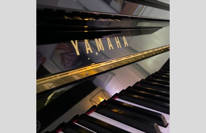 Yamaha Polished Ebony B1 Upright Piano, Used - All Inclusive Premium Package (SN:J28229351) - Image 5